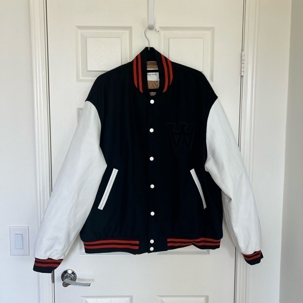 WOOD WOOD NWT
Wool-Blend Leather-Sleeve Bomber Varsity Jacket